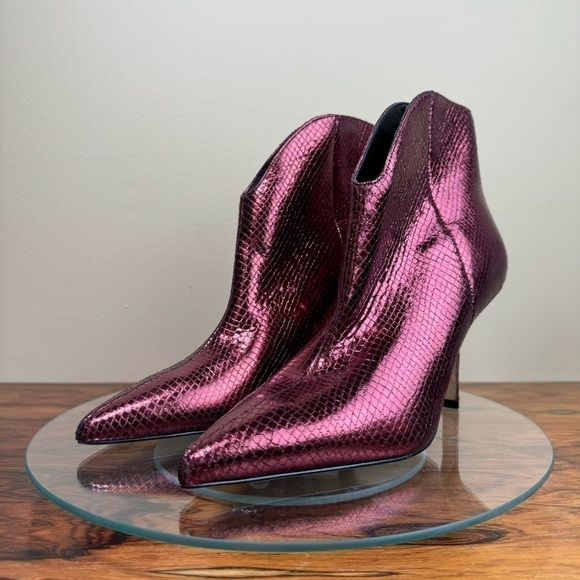Marc Fisher Haylien Pointy Toe Bootie - Picture 6 of 15